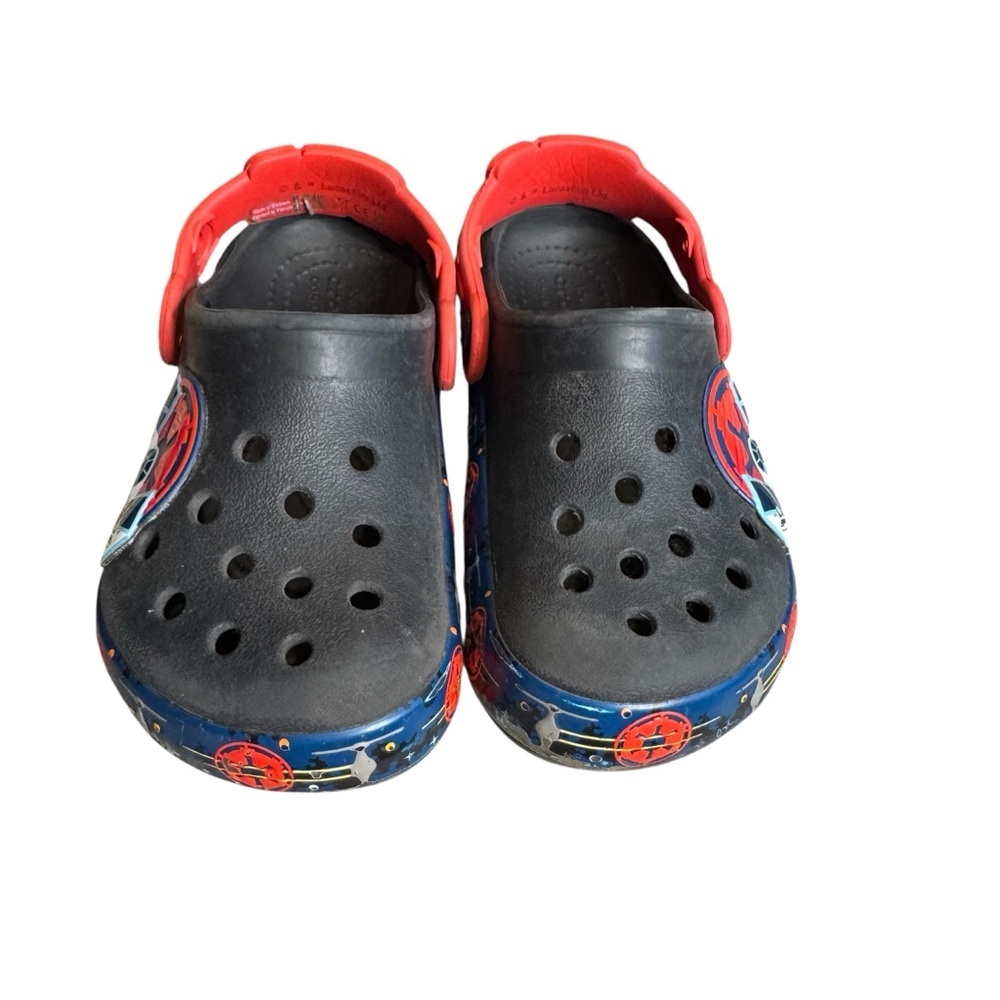 Crocs X Star Ward Kids 9 C Darth Vader Shoes Sandal Slip On Red Black - Picture 4 of 6